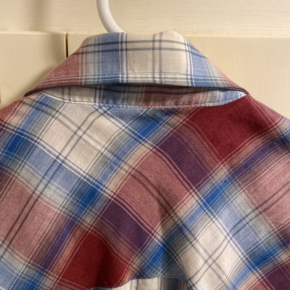 Levi’s women’s size small snap front - Picture 10 of 10